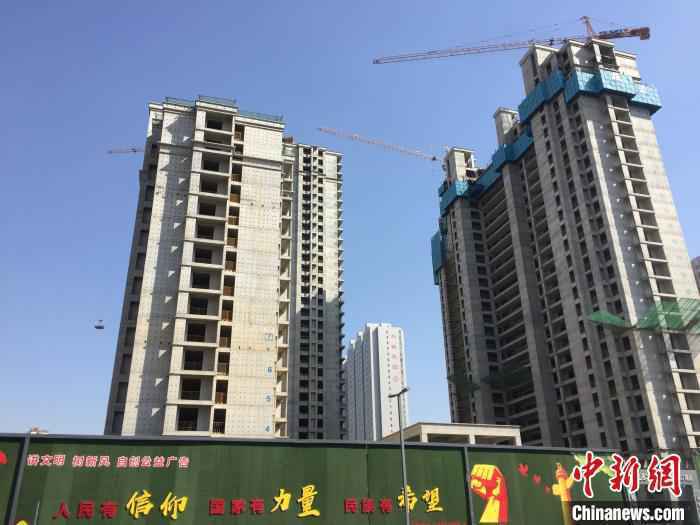 所有在建项目于6月底前全部接入山西省建树工程质量安详禁锢信息系统。　高瑞峰 摄