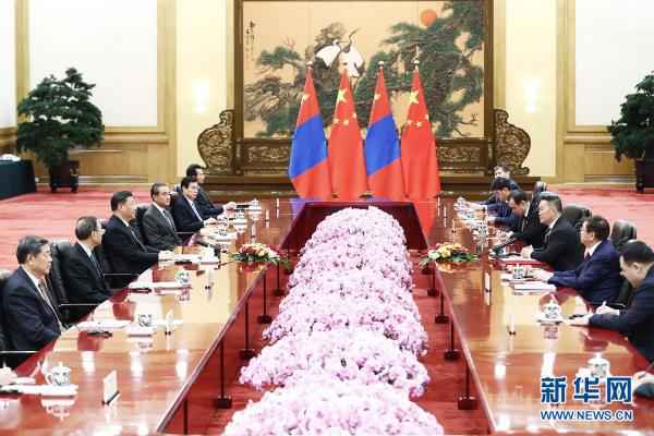 习近平同蒙古国总统巴特图勒嘎交涉