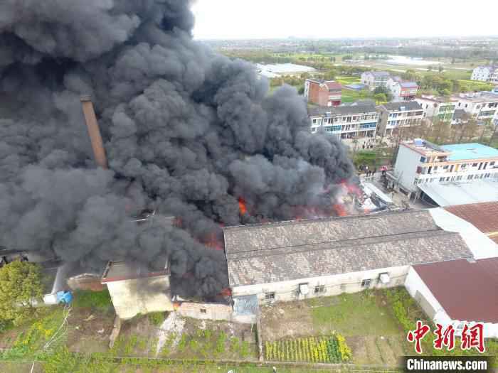 图为火警现场。嘉兴消防提供
