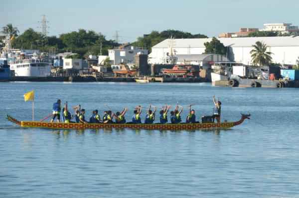 毛里求斯举行第14届龙舟节
