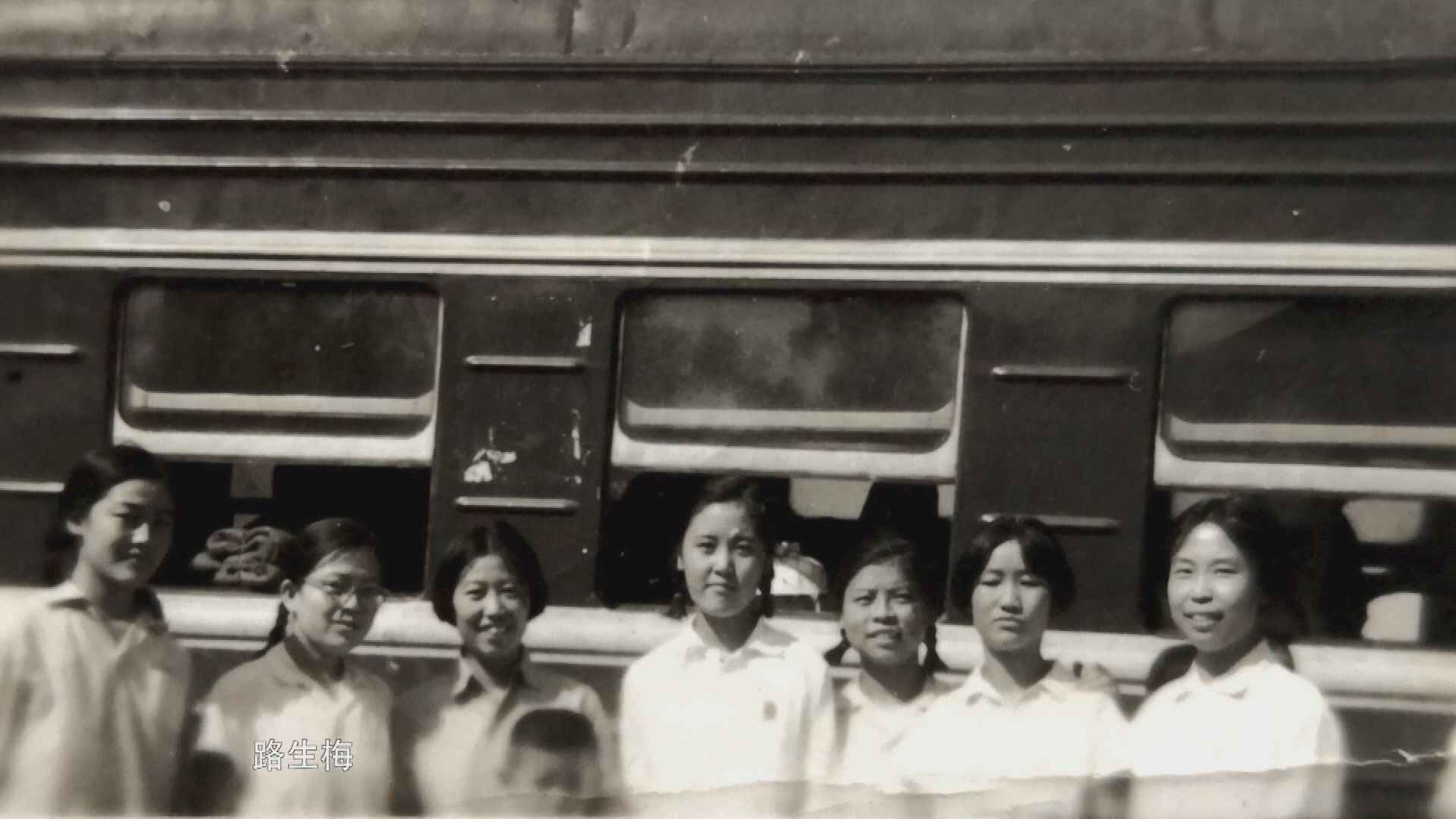风华正茂→满头银丝！扎根黄土高原53年的她“愿把生命留给患者”