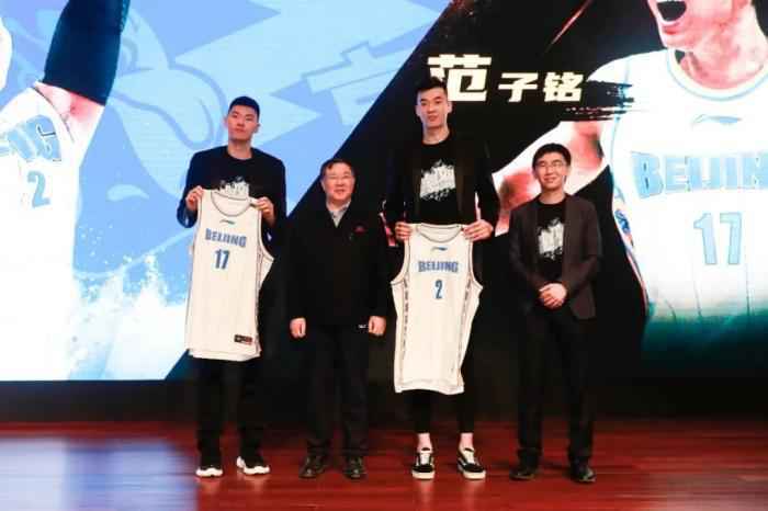 资料图：北京首钢在休赛期乐成引进李慕豪与范子铭，但战绩却并不抱负。