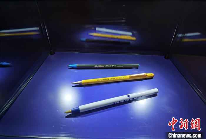 展出中的张纯如在南京利用过的物品。　朱晓颖 摄