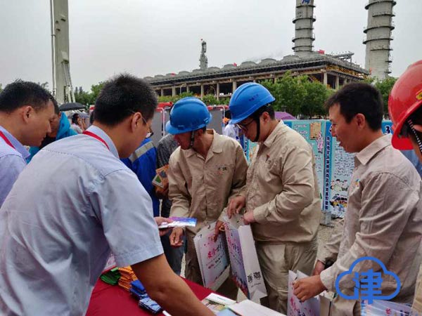 天津市举办“安全生产月”宣传咨询日活动 提升社会公众应急意识和安