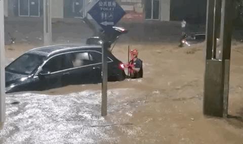 暴雨+强对流预警齐发！这些处所有雷暴大风冰雹