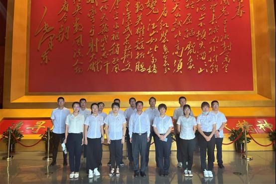 农刊行天津市北辰支行开展“追忆时代影象 传承时代精力”主题党日活