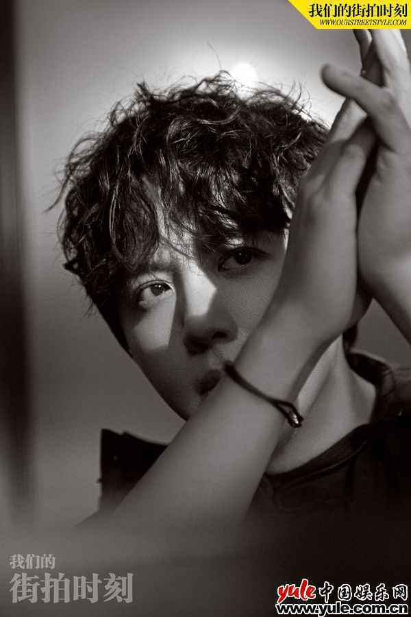 配图6 李云迪全新杂志大片曝光 美式复古彰显魅力型格