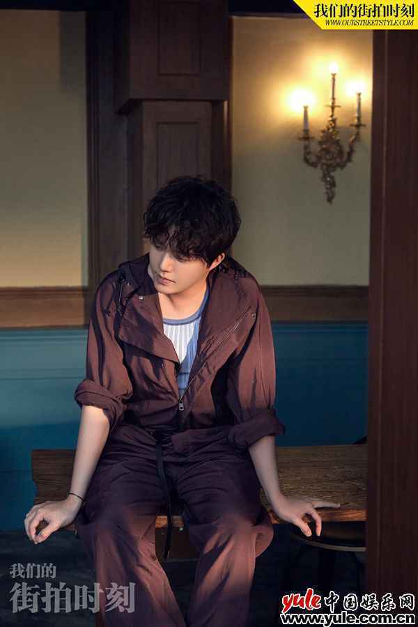 配图7 李云迪全新杂志大片曝光 美式复古彰显魅力型格