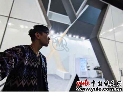 林豪杰5 范玮琪、林好汉、蔡徐坤...看潮流艺术展竟然还能偶碰到他们?