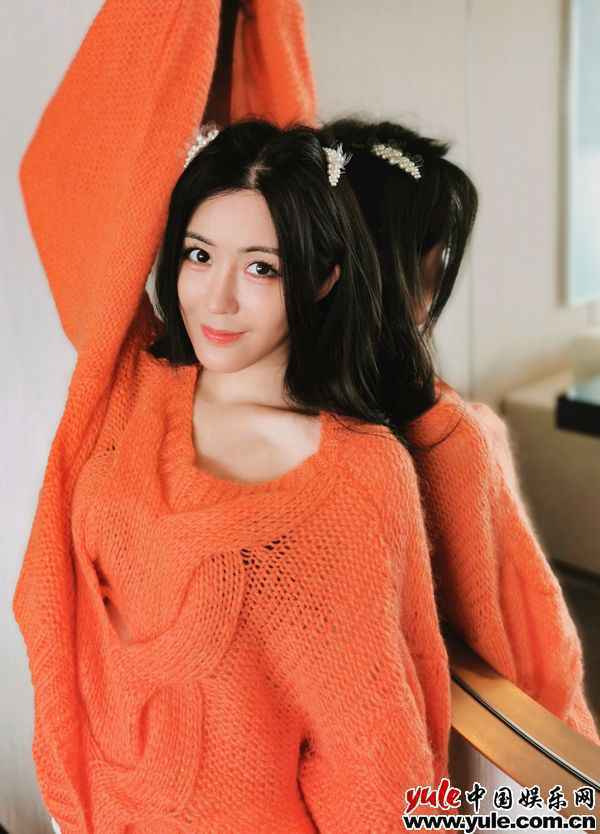 汤晶媚清纯满分 汤晶媚全新写真曝光 “零修片”皮肤质感展现逆成长自然状态