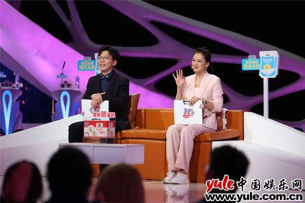 谈爱情不是“打卡”,优美的恋爱应该是平淡糊口中布满惊喜