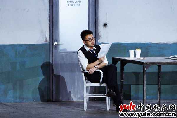 经典话剧《枕头人》北京开演 周一围林家川同台飚戏“善恶”对决