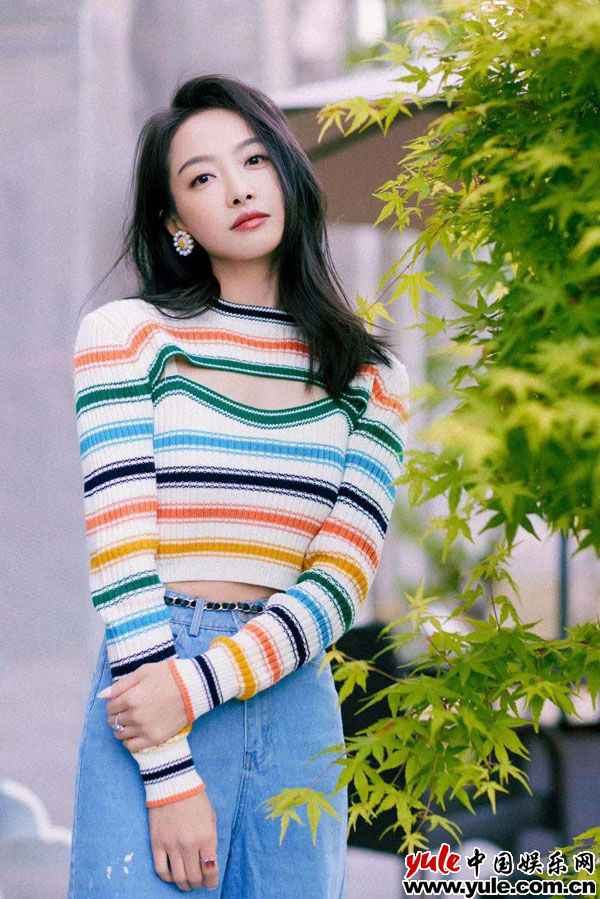 2 宋茜闺蜜局组团打游戏 王者荣耀五五开黑节峡谷冲浪