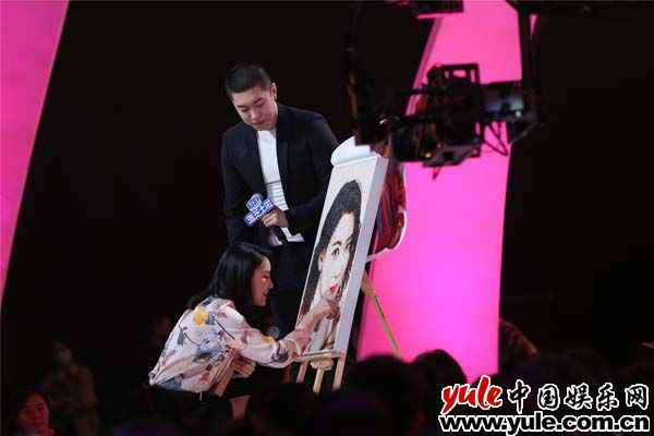 《非诚勿扰》迎来“为你而来”名场面，让自己闪光才是最好的告白
