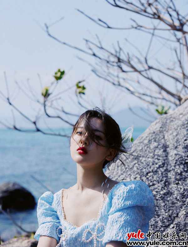 杨逾越泡泡袖1 娱乐圈在逃公主TIPS 女明星泡泡袖穿搭大全