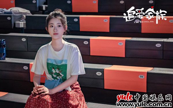 杨雨潼《追爱家属》官宣,守护家庭暖和踏上追爱之旅