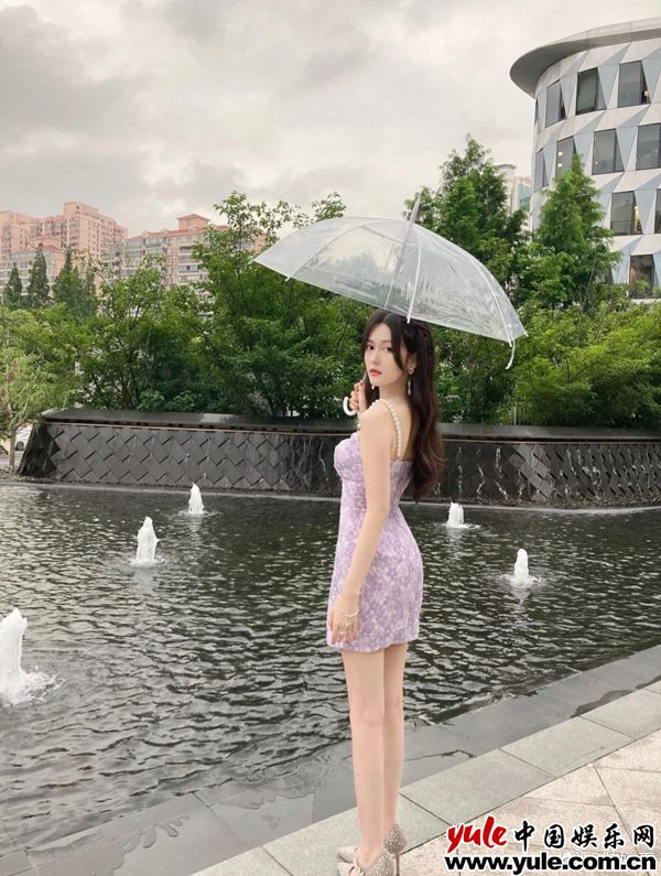 1 陆婷玉初秋写真曝光 带你走进唯美秋日