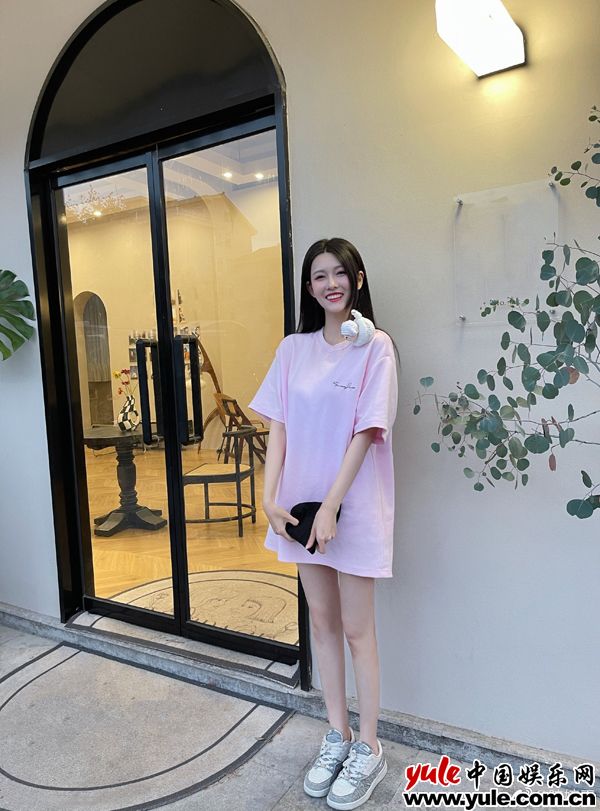 2 陆婷玉初秋写真曝光 带你走进唯美秋日