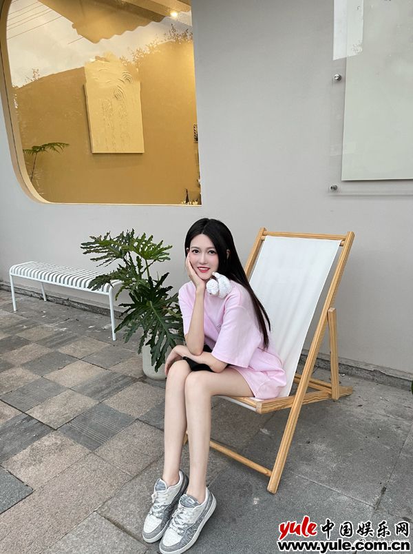 3 陆婷玉初秋写真曝光 带你走进唯美秋日