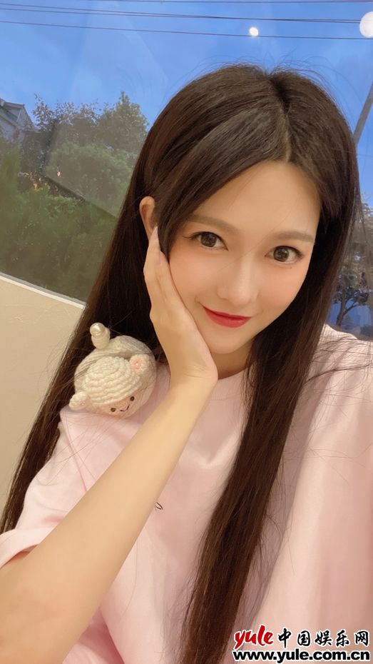 6 陆婷玉初秋写真曝光 带你走进唯美秋日