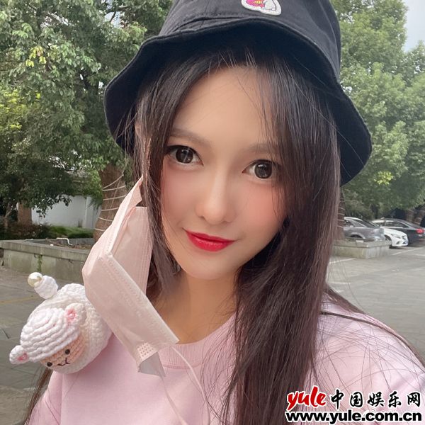 7 陆婷玉初秋写真曝光 带你走进唯美秋日